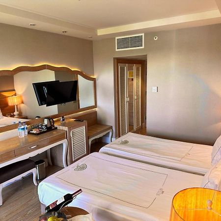 Bellis Deluxe Hotel & Heated For Winter Aqua Park Belek Exterior foto